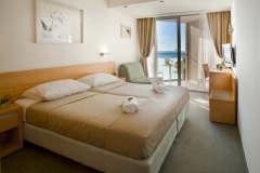 01_Aminess_Maestral_Hotel_Rooms_Double_room_(7)